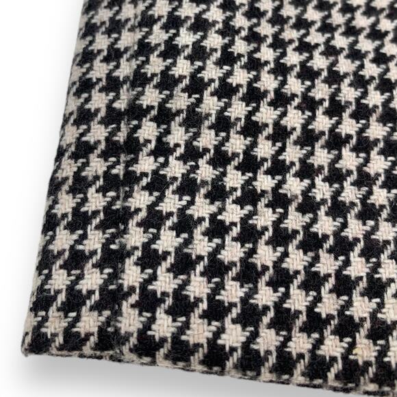 Vintage wool houndstooth pencil skirt by SAG HARBOR - Picture 3 of 16